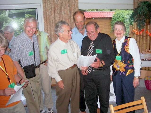 2007_Ambassadors_Sing_Songs_with_our_German_Hosts